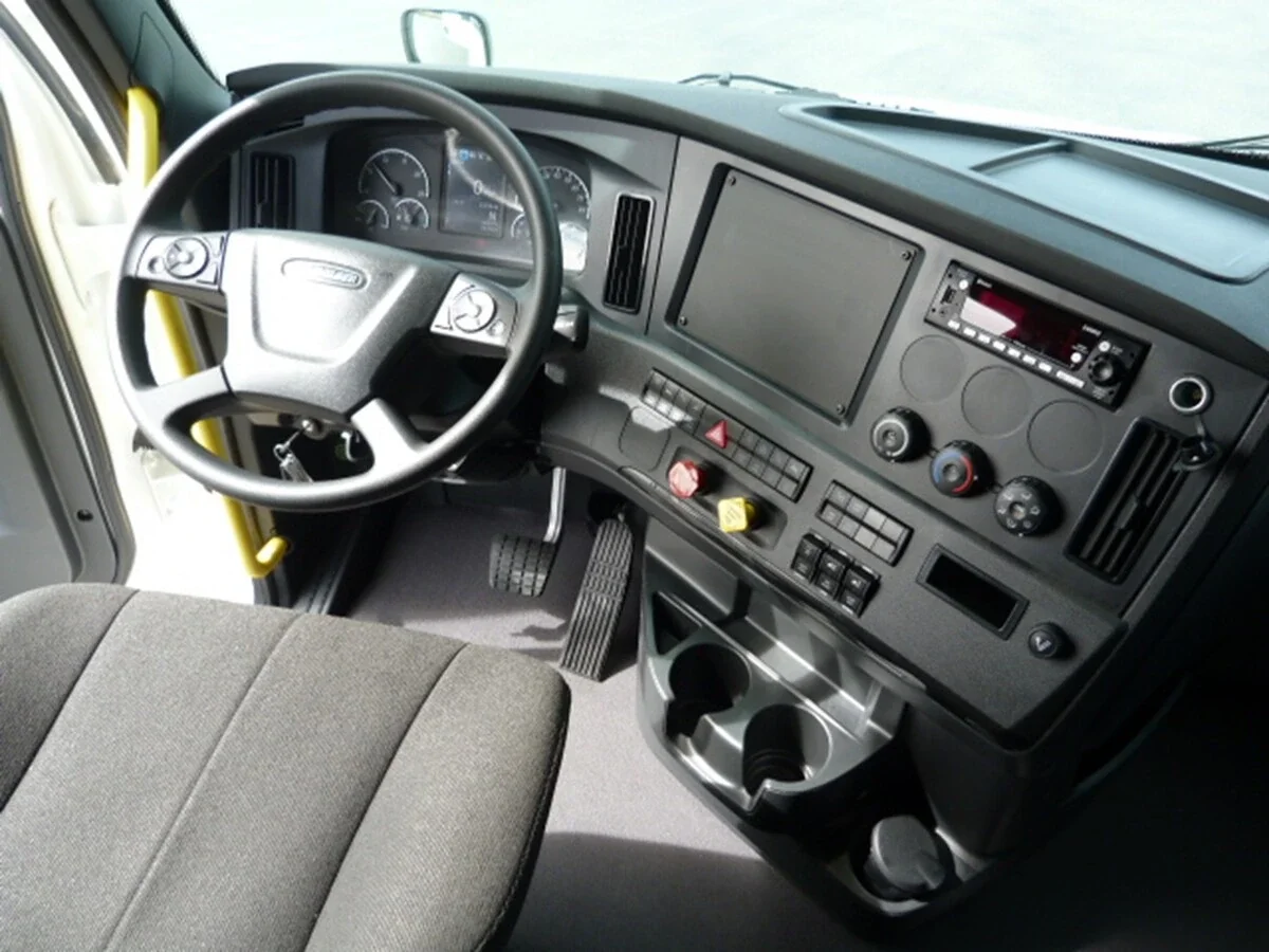 2026 Freightliner Cascadia - image 20