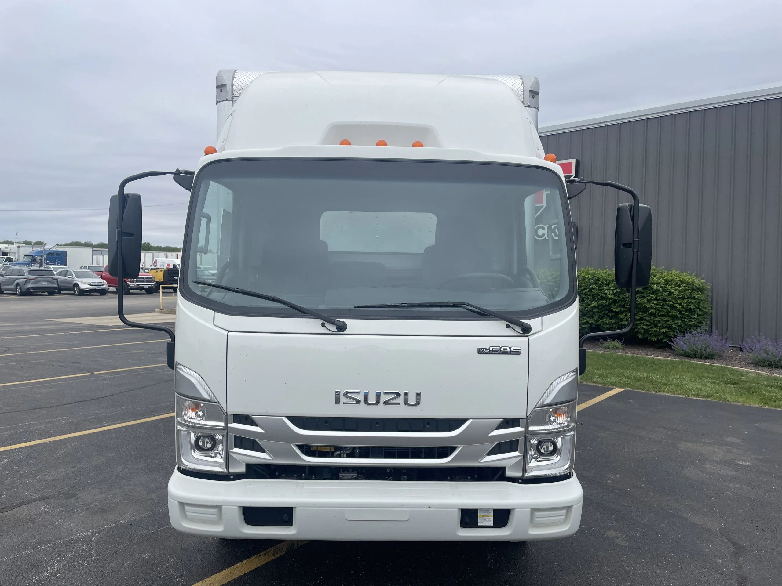 2026 Isuzu in Normal, IL — photo 2