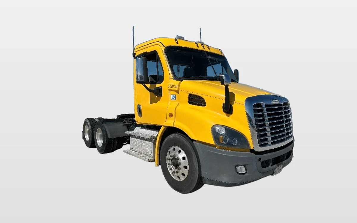 2019 Freightliner - image 1