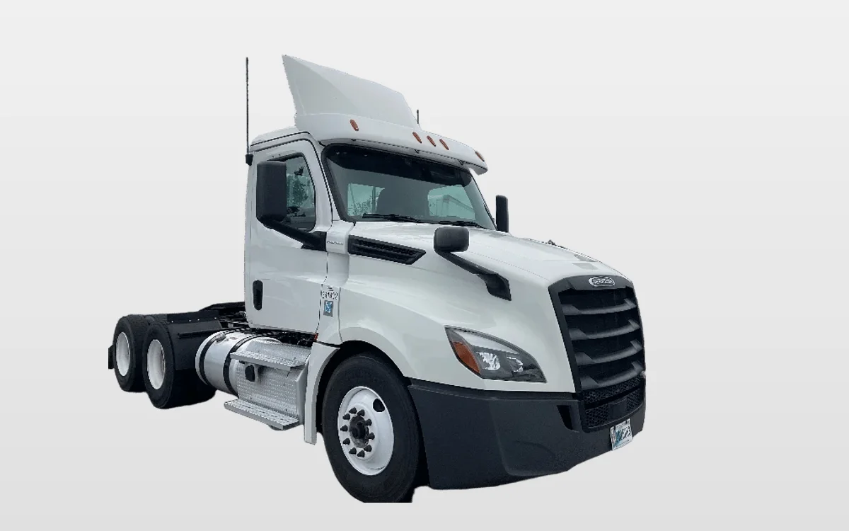 2020 Freightliner - image 1