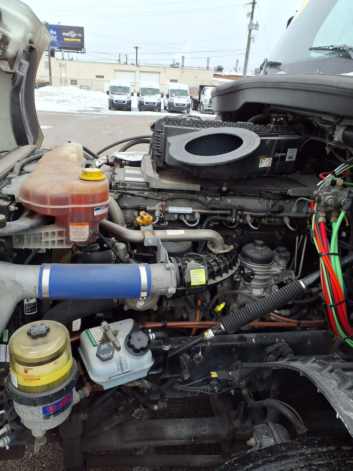 2020 Freightliner Cascadia - image 9