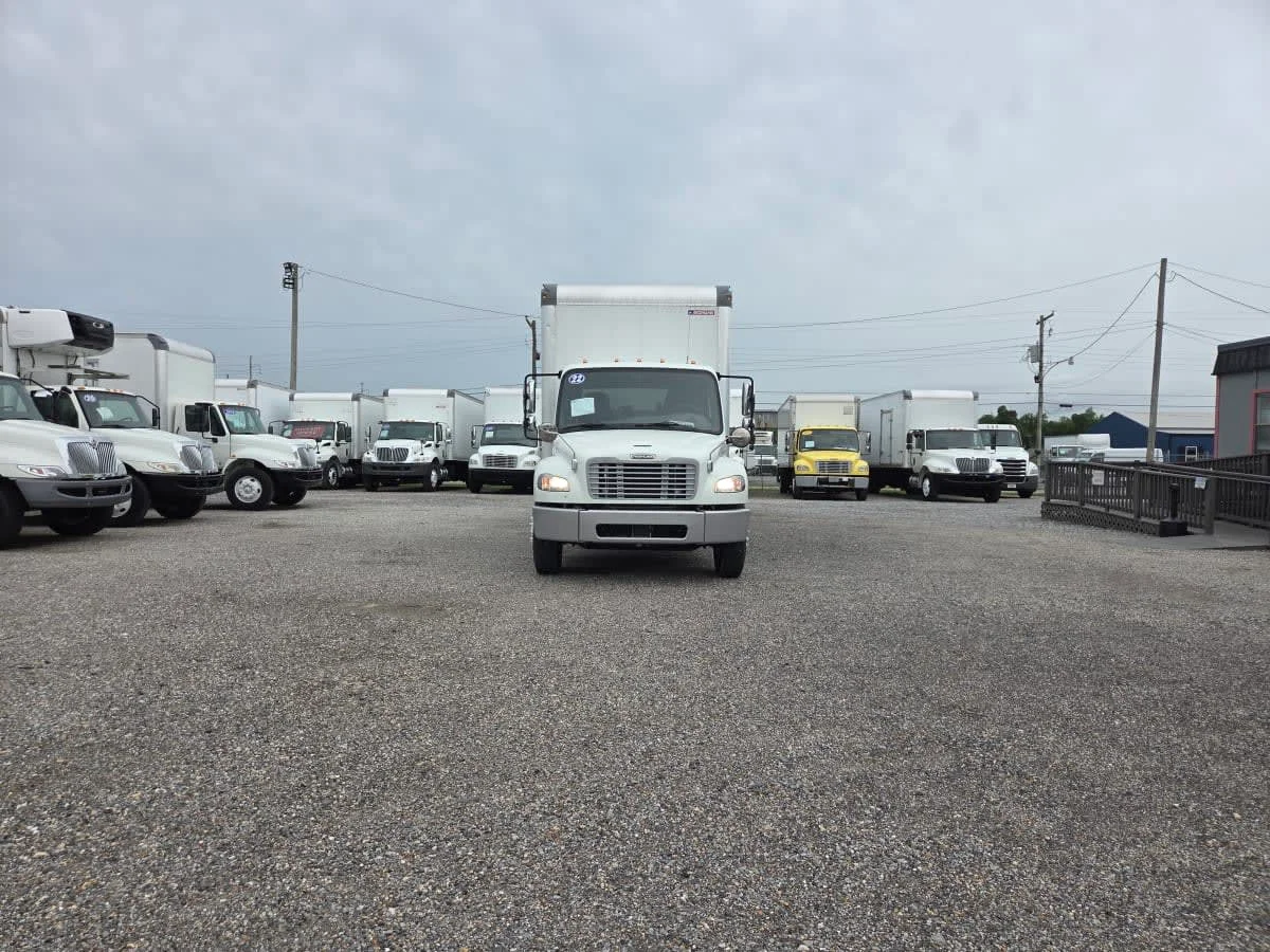 2022 Freightliner M2 106 in St. Rose, LA — photo 2
