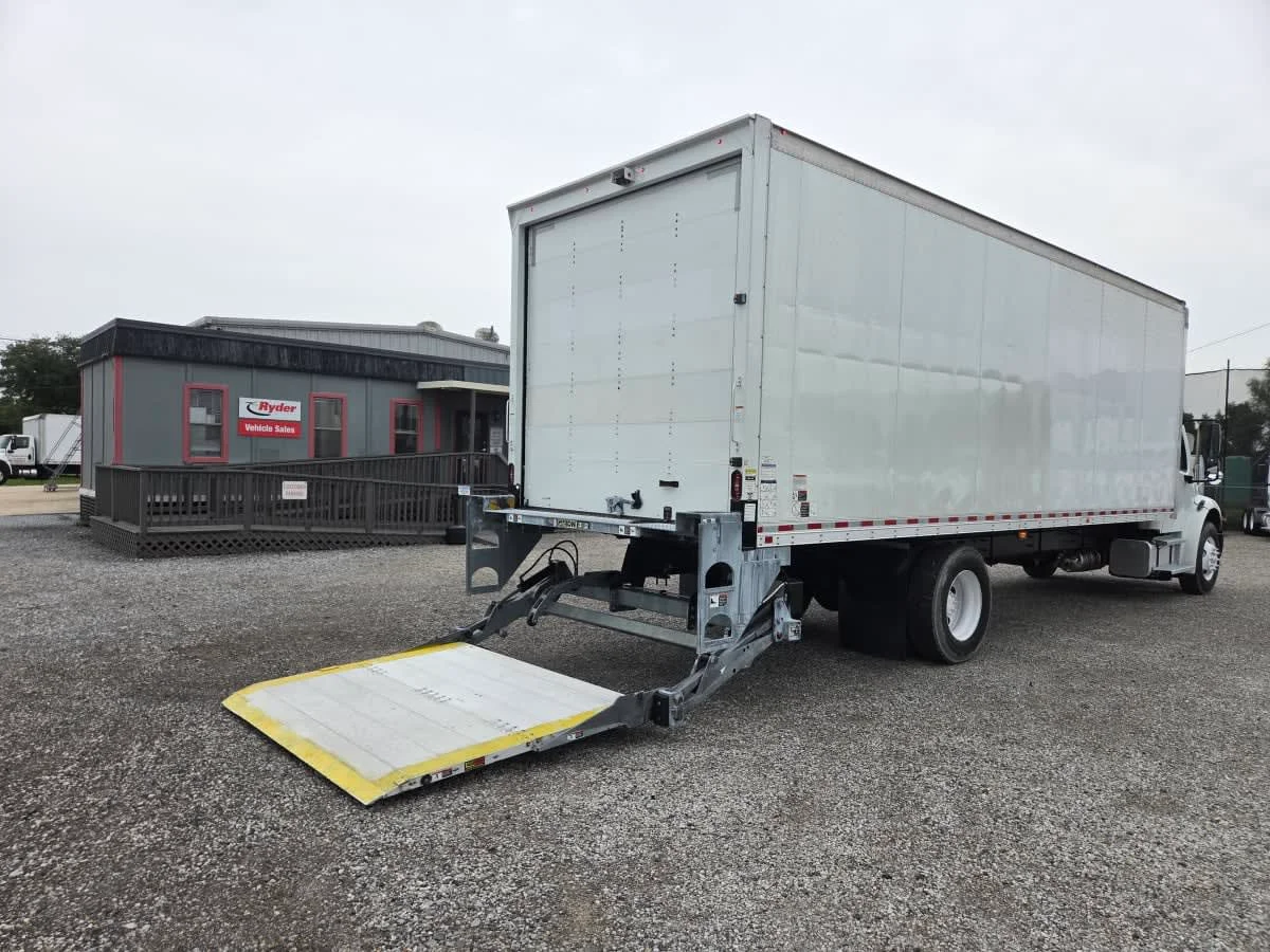 2022 Freightliner M2 106 in St. Rose, LA — photo 11