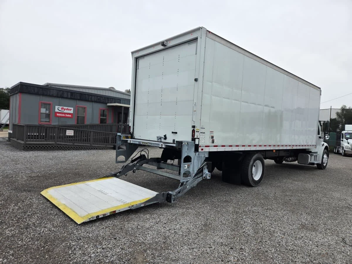 2022 Freightliner M2 106 in St. Rose, LA — photo 12