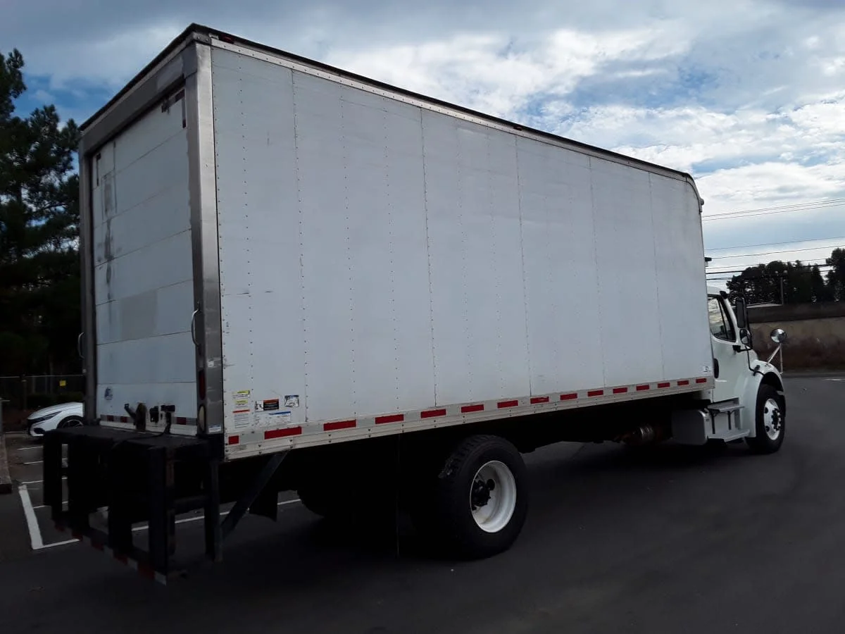 2019 Freightliner M2 106 in Charlotte, NC — photo 4