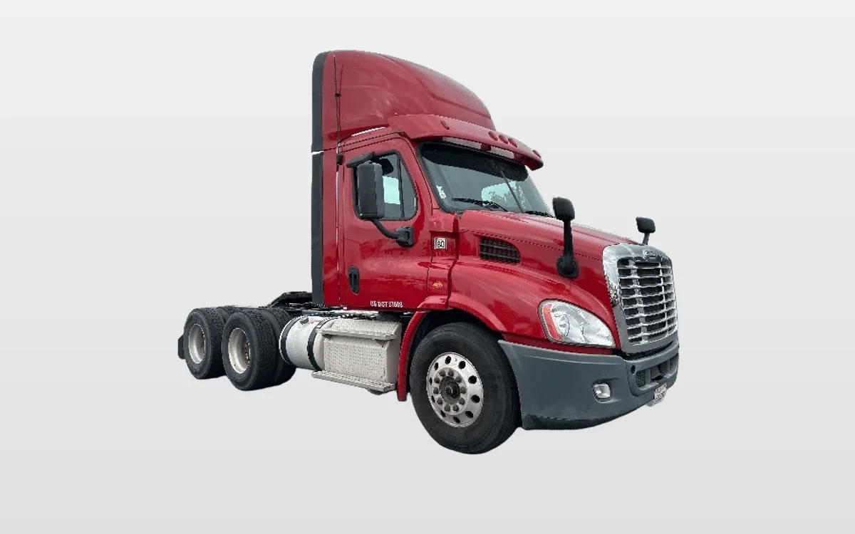 2018 Freightliner Cascadia - image 1