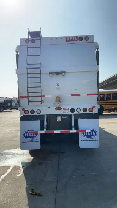 2025 Peterbilt 520 in Houston, TX — photo 7