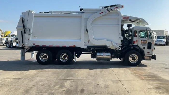 2025 Peterbilt 520 in Houston, TX — photo 5