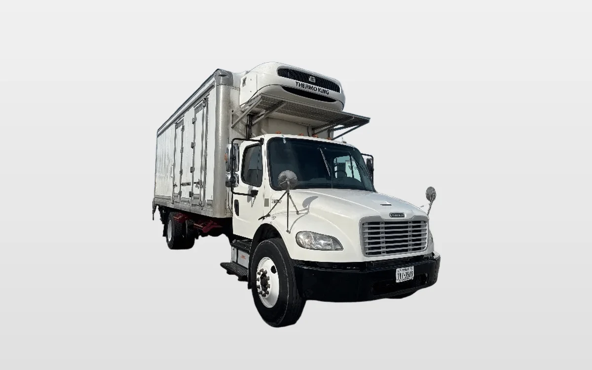2020 Freightliner M2 106 - image 1