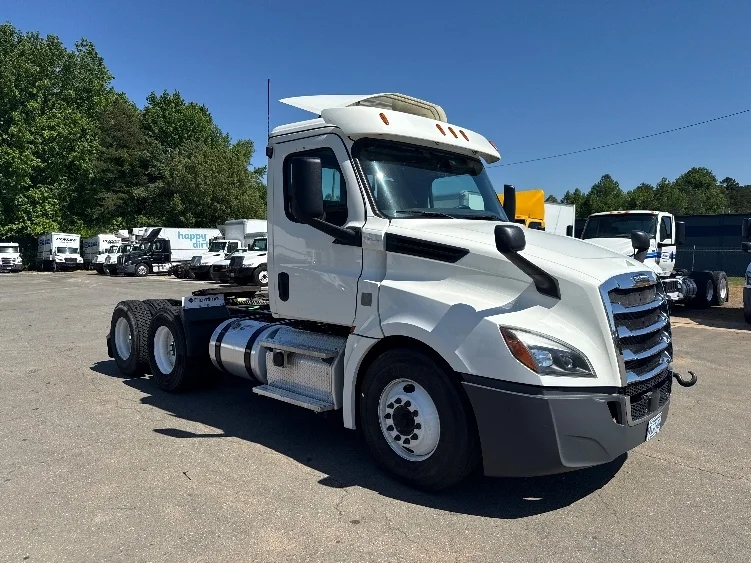 2019 Freightliner Cascadia in Mebane, NC