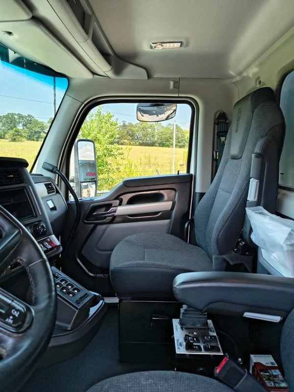 2025 Kenworth in Birmingham, AL — photo 10