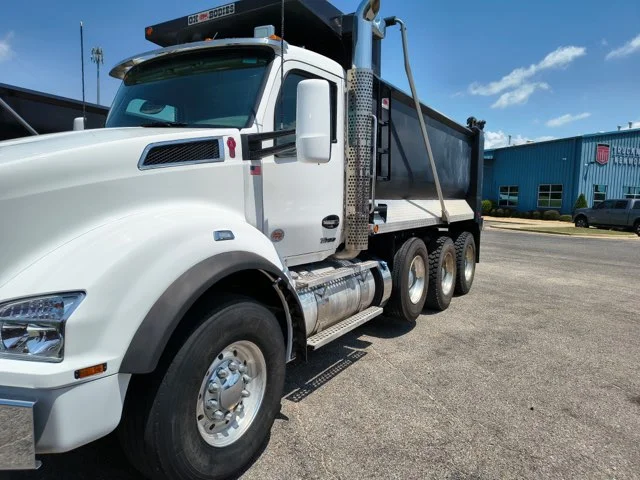 2025 Kenworth in Birmingham, AL — photo 3