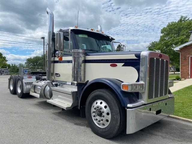 2027 Peterbilt 589 in Eau Claire, PA — photo 2