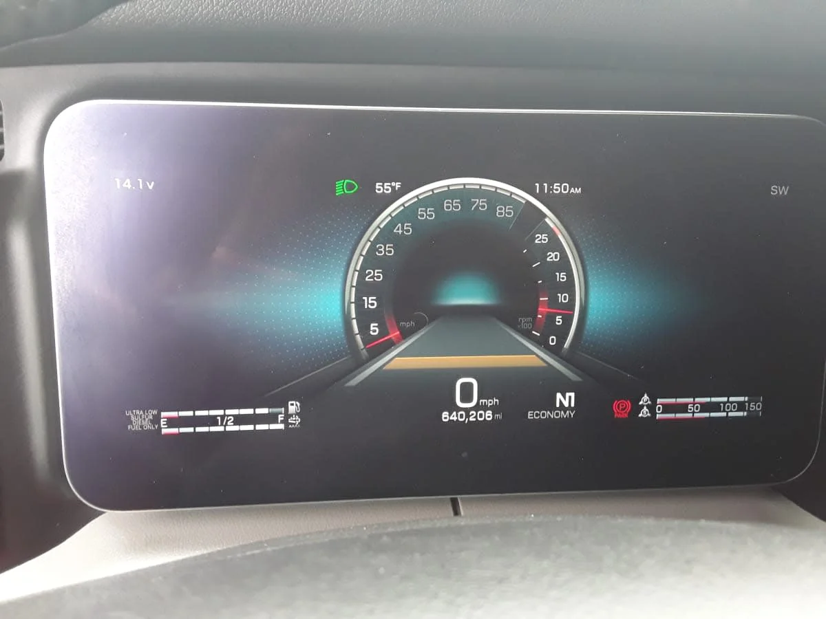 2022 Freightliner Cascadia - image 10