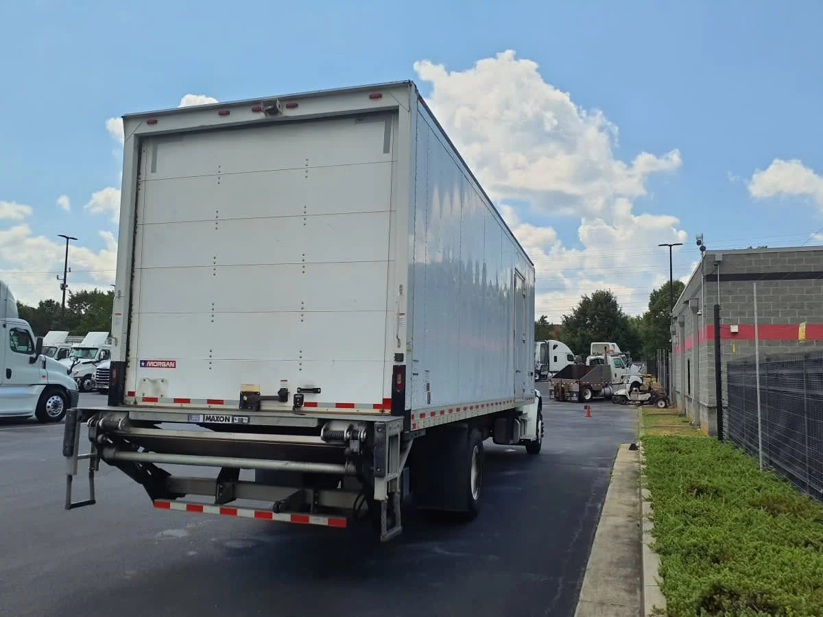 2019 Freightliner M2 106 in Atlanta, GA — photo 4