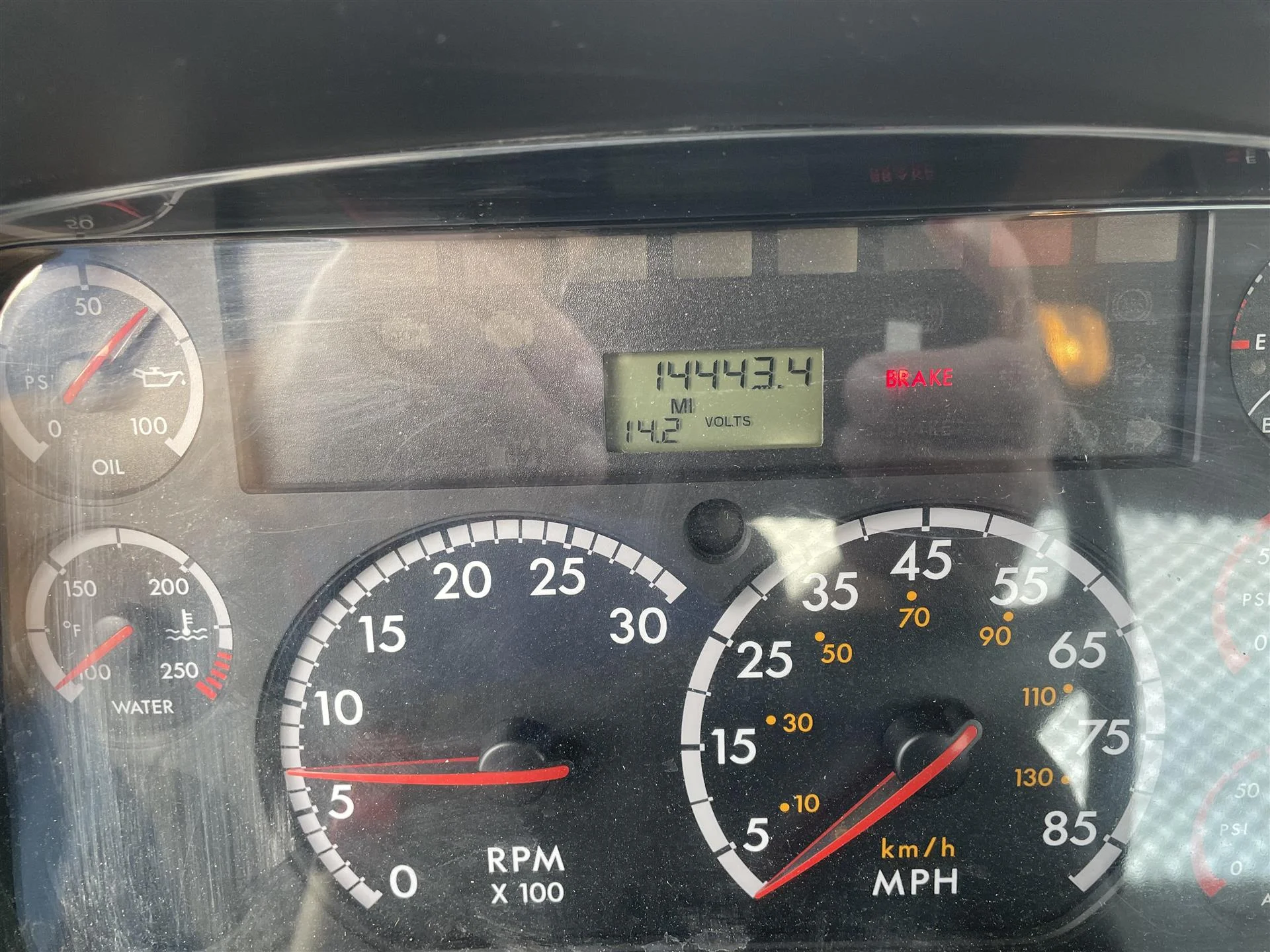 2012 Freightliner M2 106 - image 9