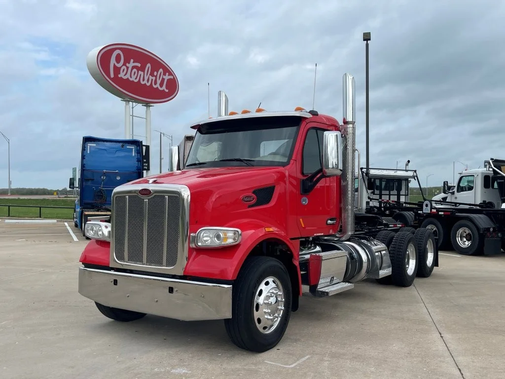 2021 Peterbilt 567 in Springfield, MO