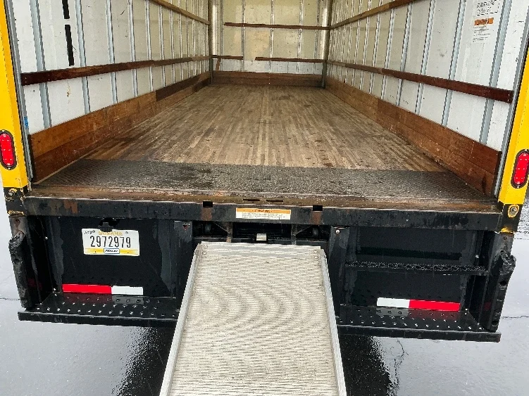 2021 International MV - image 10