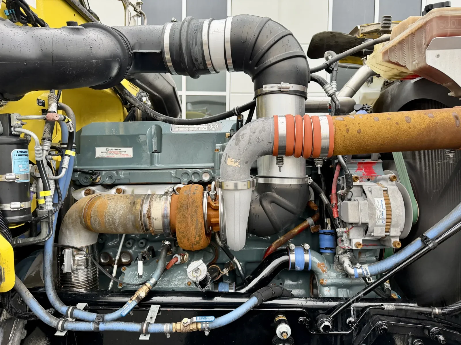 2014 Peterbilt 389 - image 13