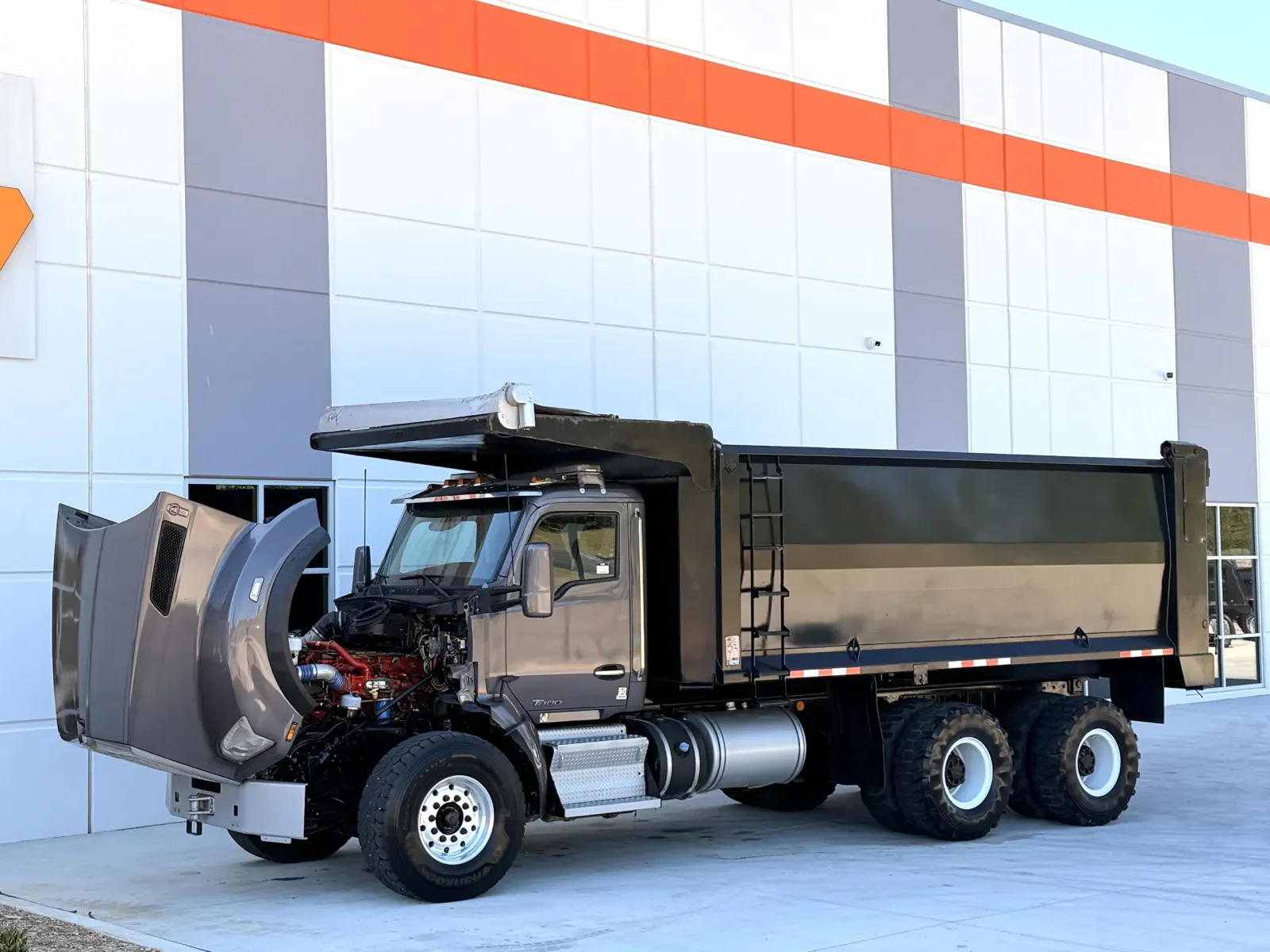 2020 Kenworth T880 - image 11