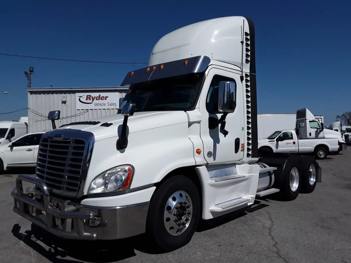 2019 Freightliner Cascadia in Montebello, CA