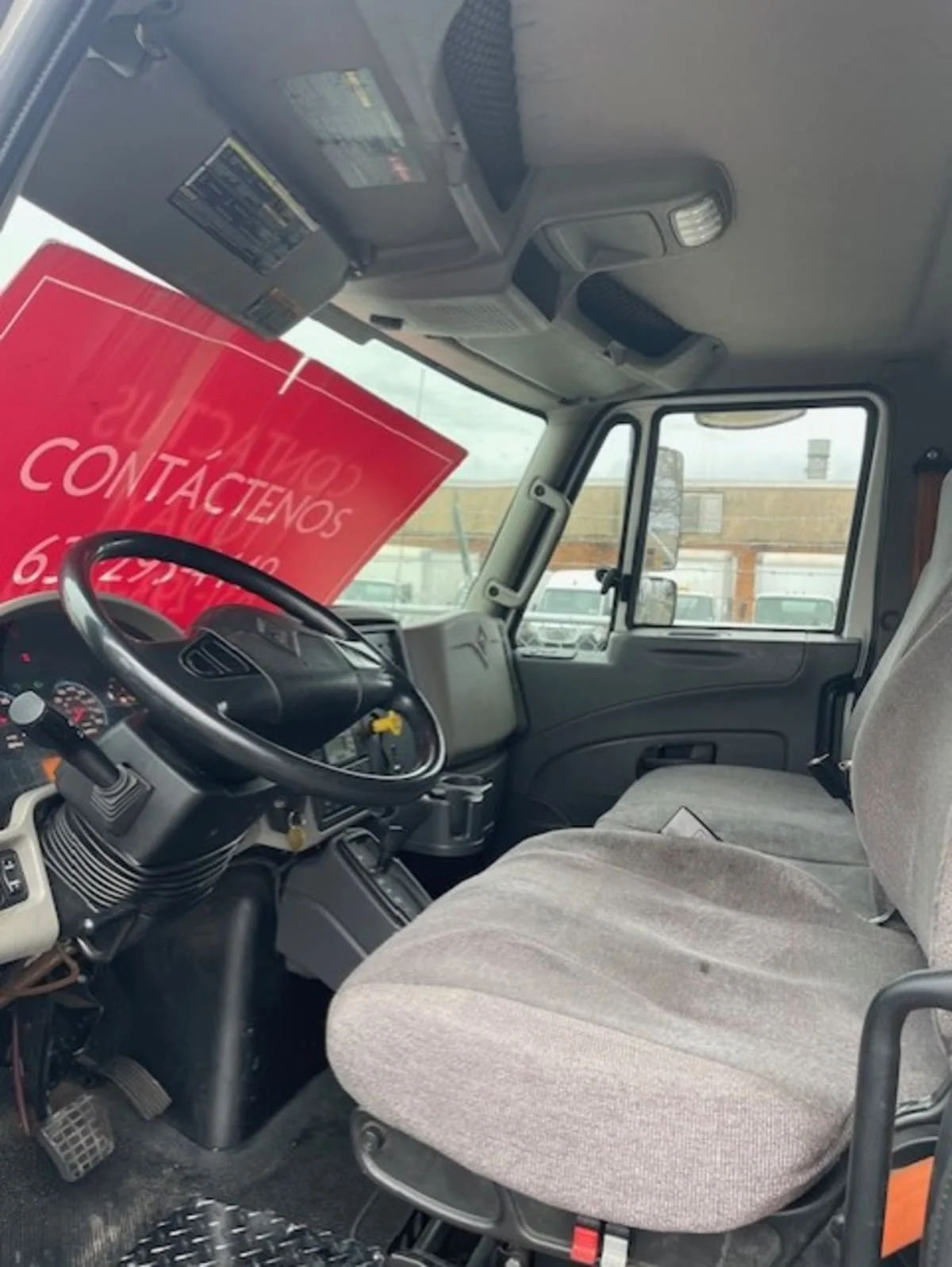 2019 International 4300 in Farmingdale, NY — photo 8