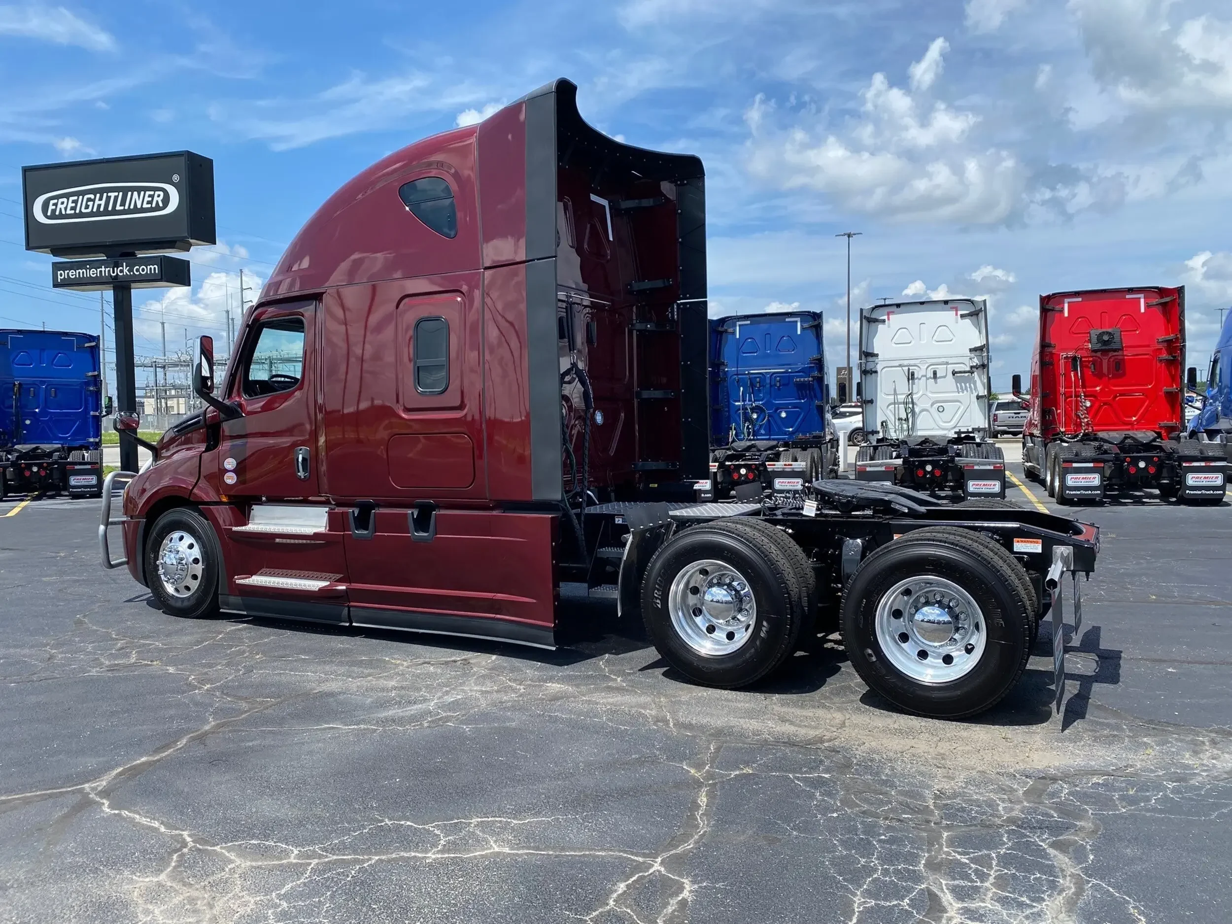 2026 Freightliner Cascadia - image 5