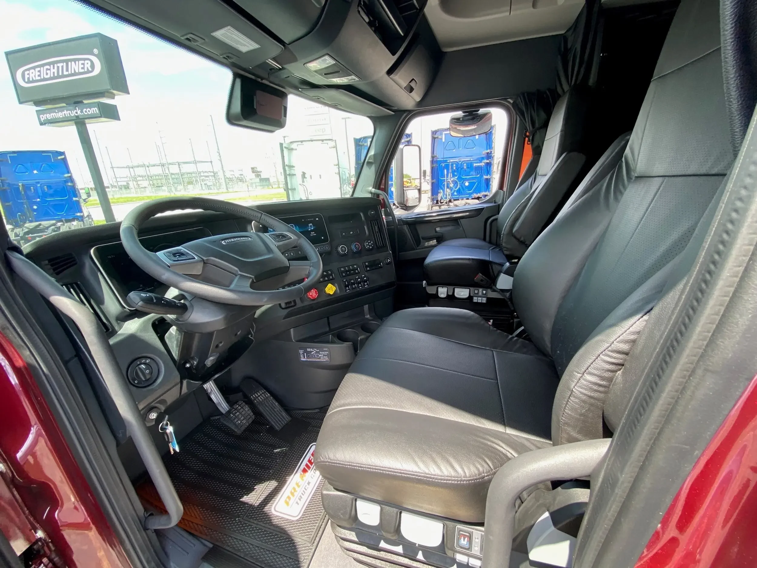 2026 Freightliner Cascadia - image 17