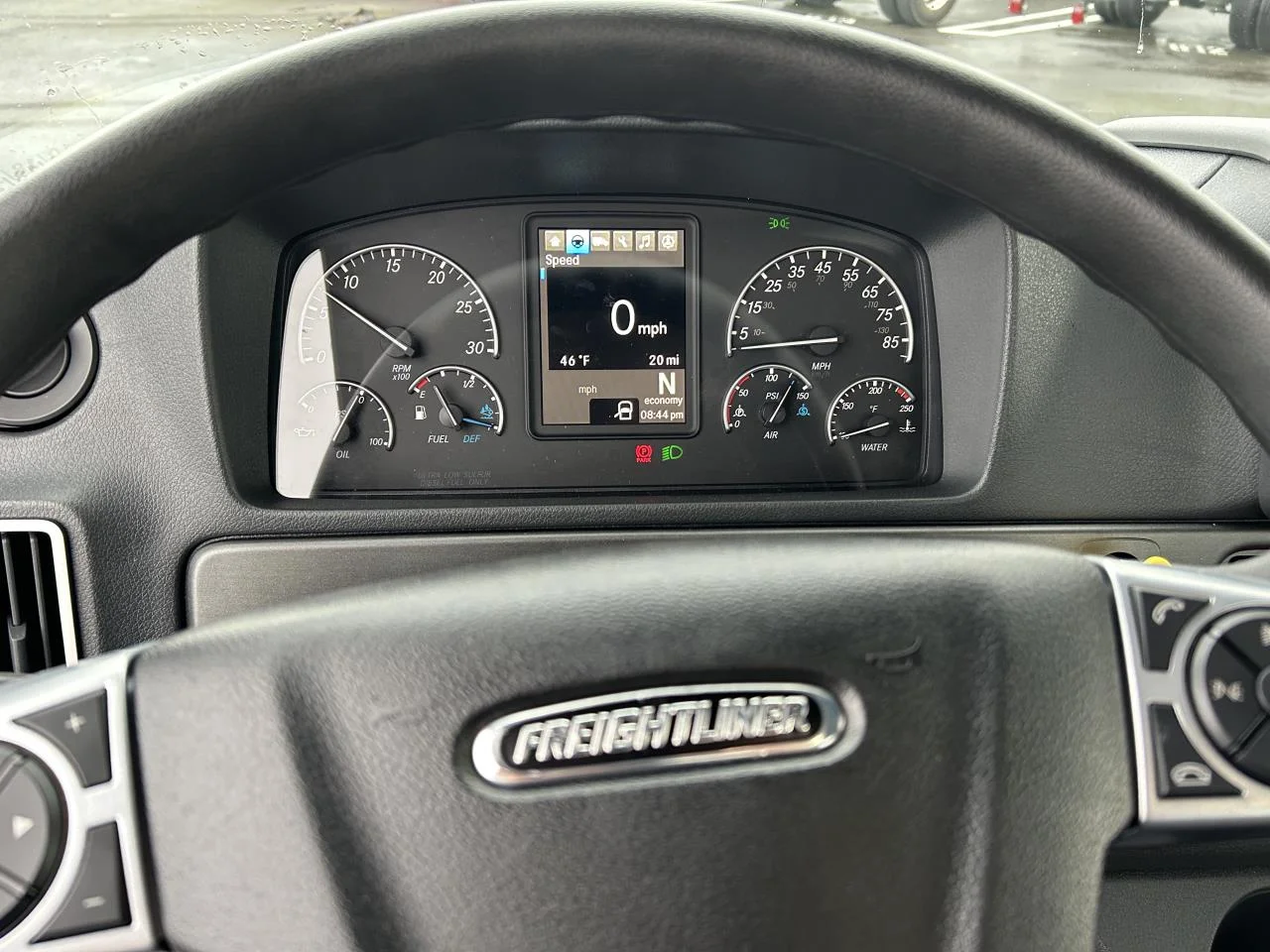 2025 Freightliner M2 112 - image 7