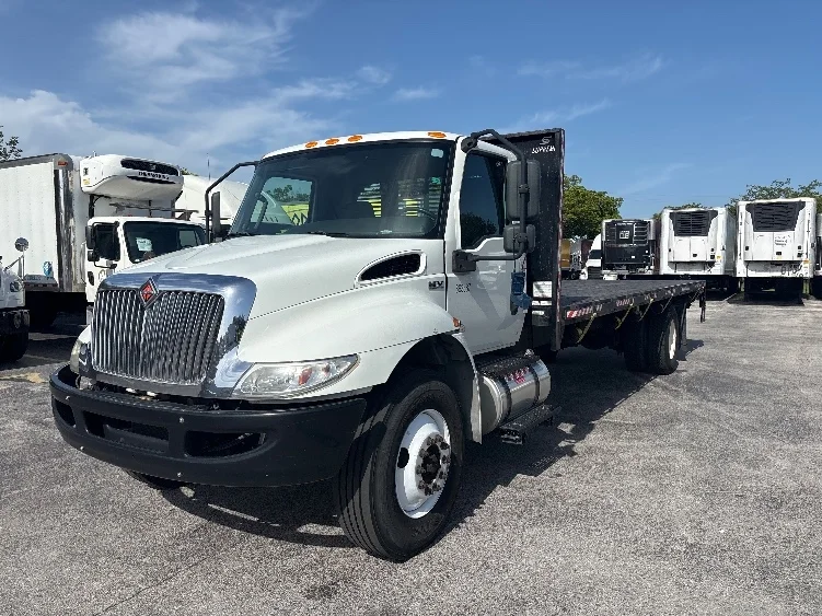 2020 International MV in Medley, FL — photo 3