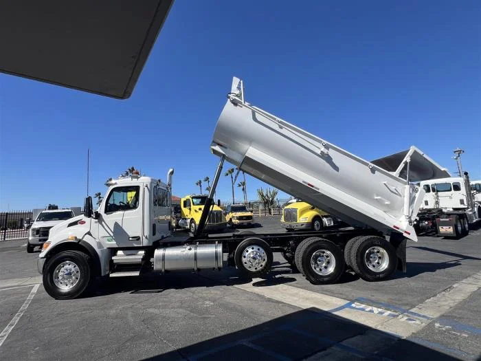2026 Peterbilt 548 in San Diego, CA — photo 36