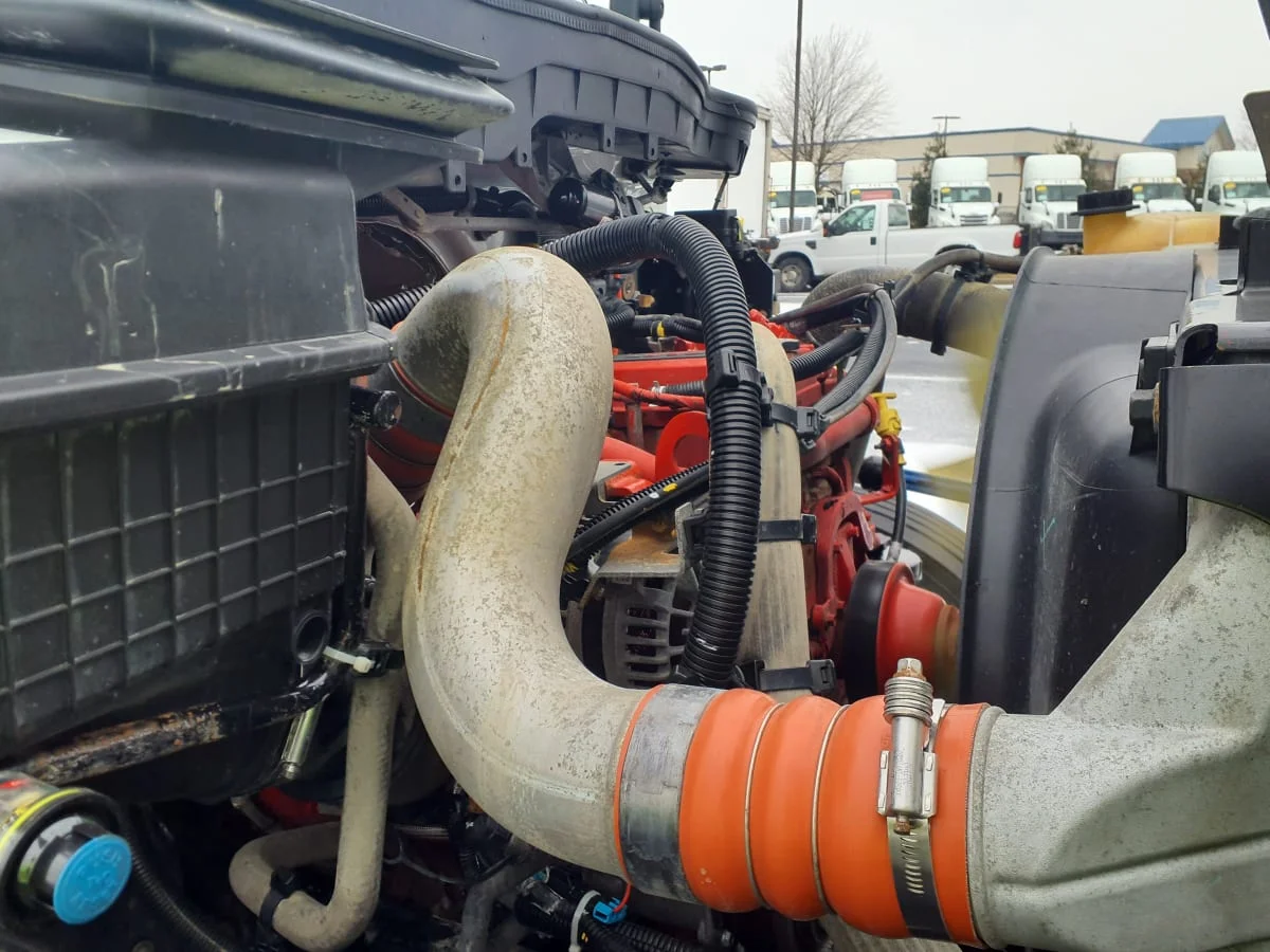 2021 International MV - image 10