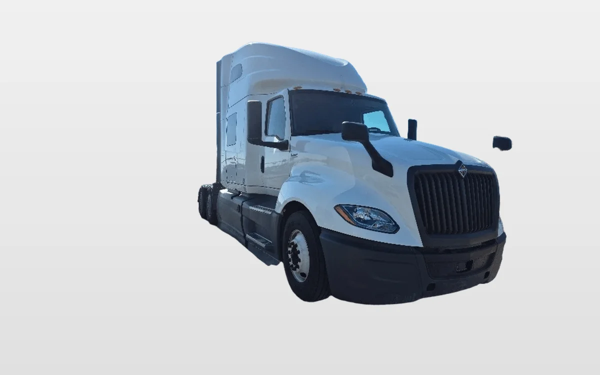 2023 International LT - image 1