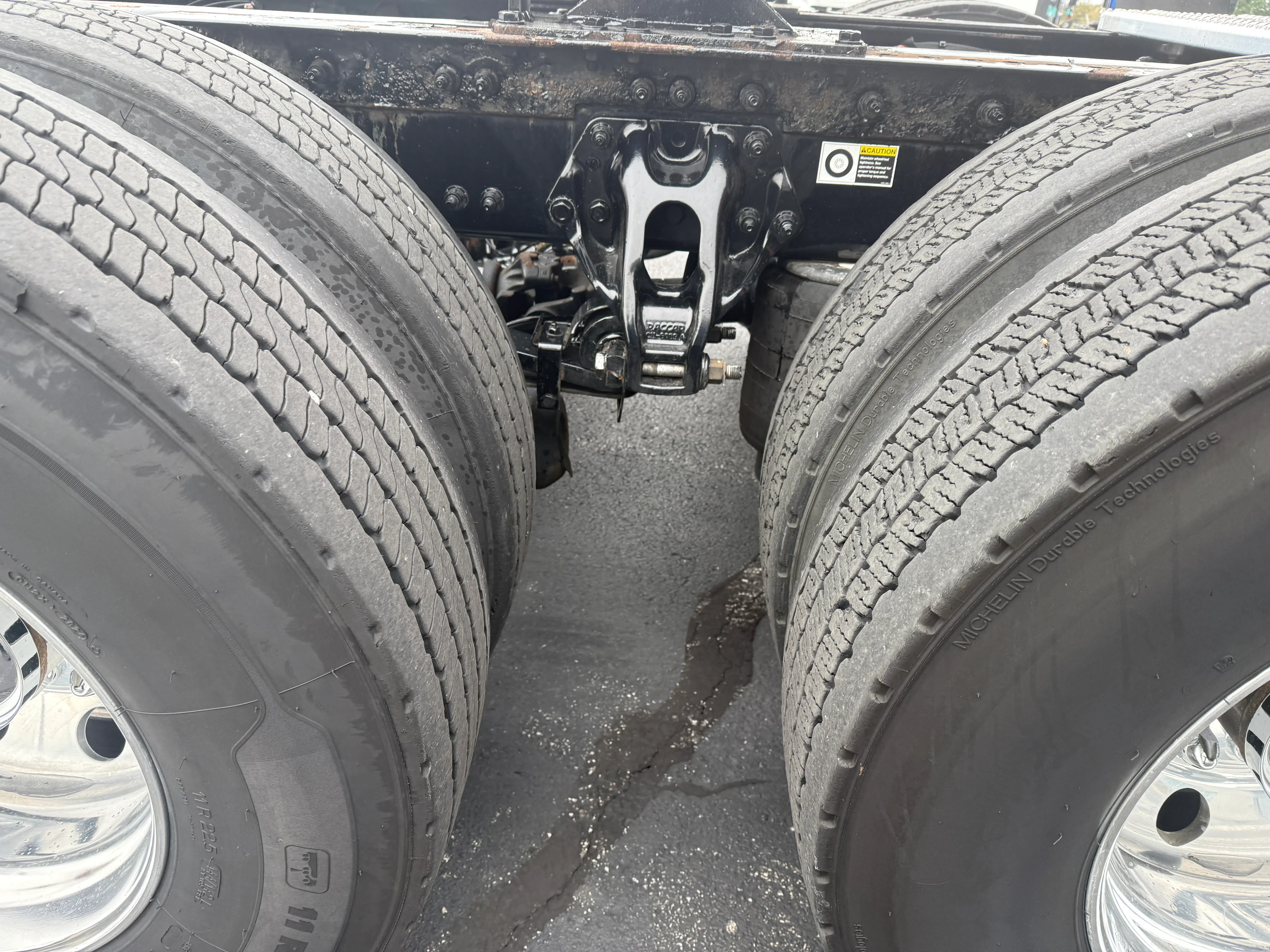 2023 Peterbilt 579 in Cincinnati, OH — photo 12