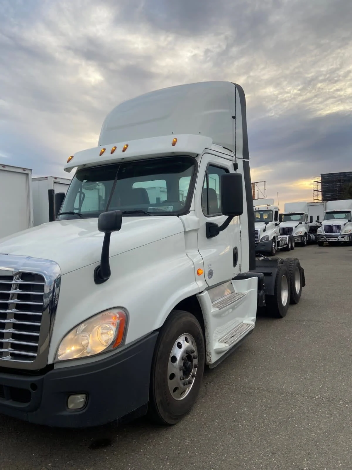 2019 Freightliner Cascadia in West Sacramento, CA