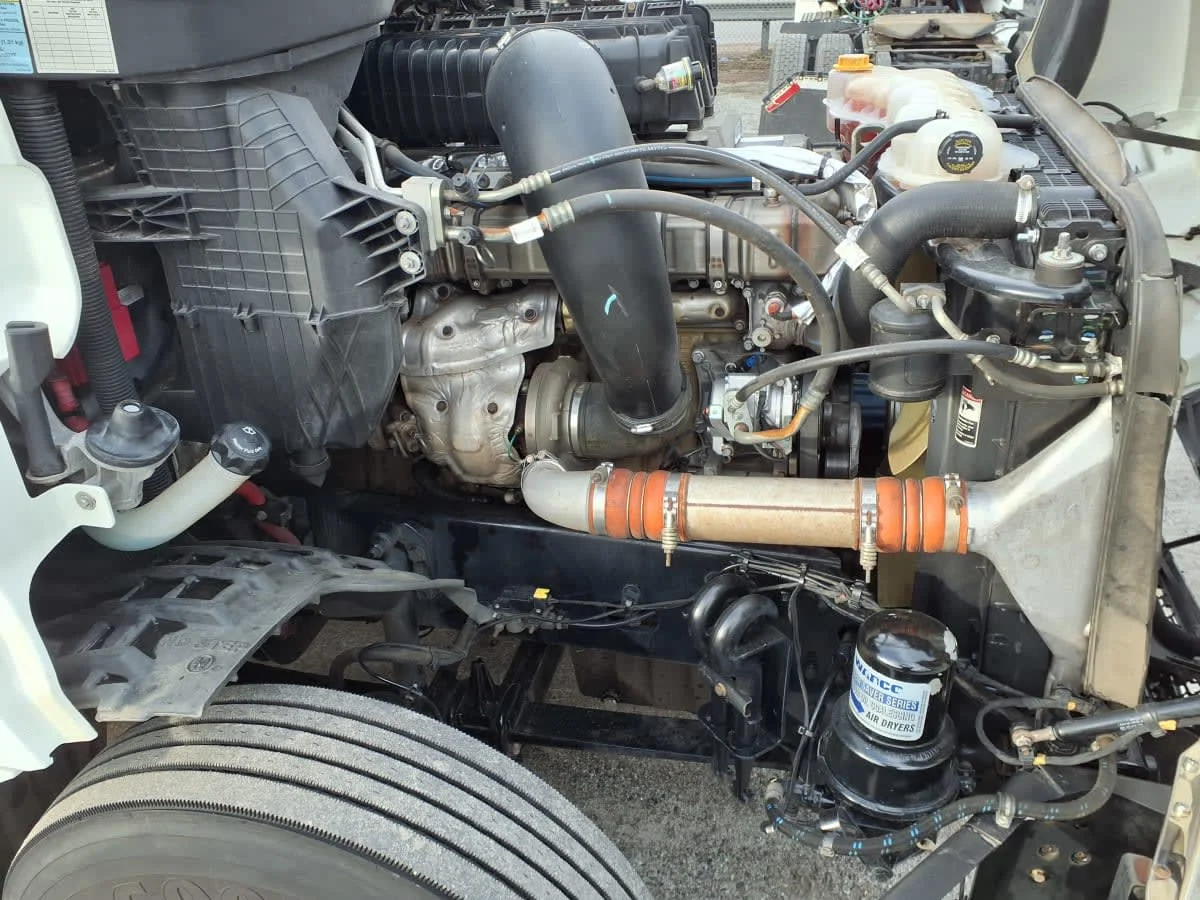 2020 Freightliner Cascadia in Greenville, SC — photo 10