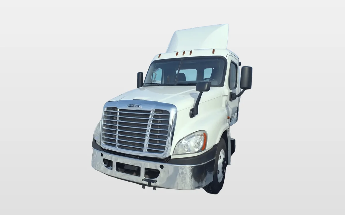 2019 Freightliner - image 1