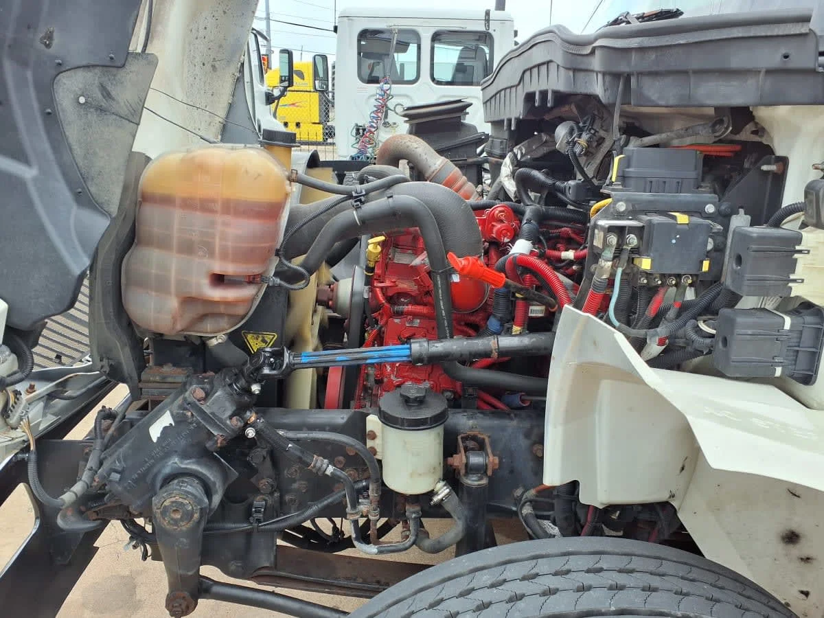 2018 International 4300 in Fort Worth, TX — photo 10