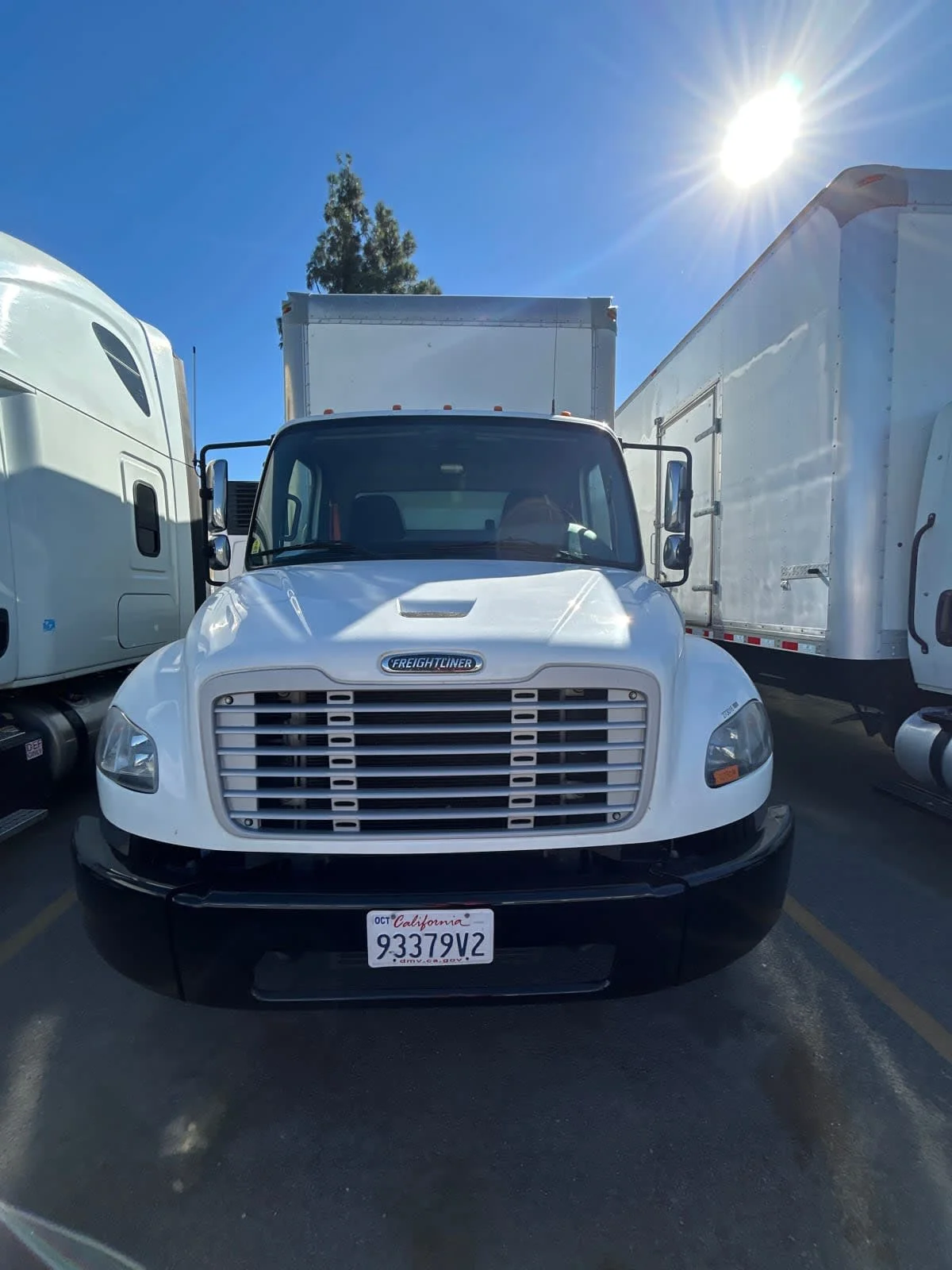 2020 Freightliner M2 106 - image 9