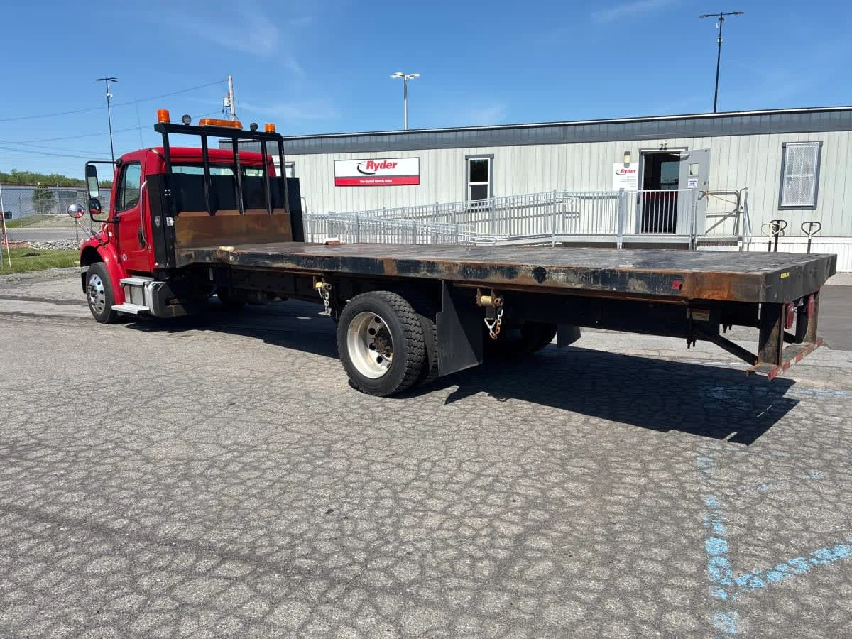 2018 Freightliner M2 106 in Syracuse, NY — photo 6