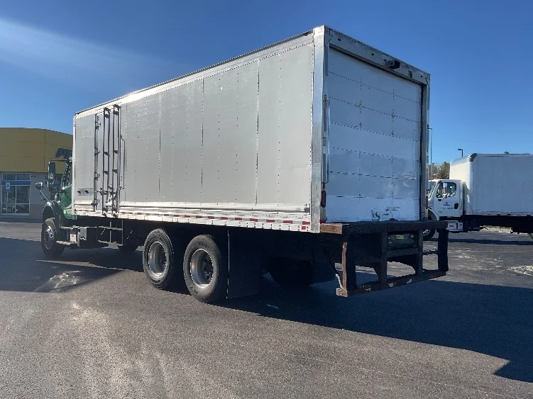 2019 Freightliner M2 106 - image 6