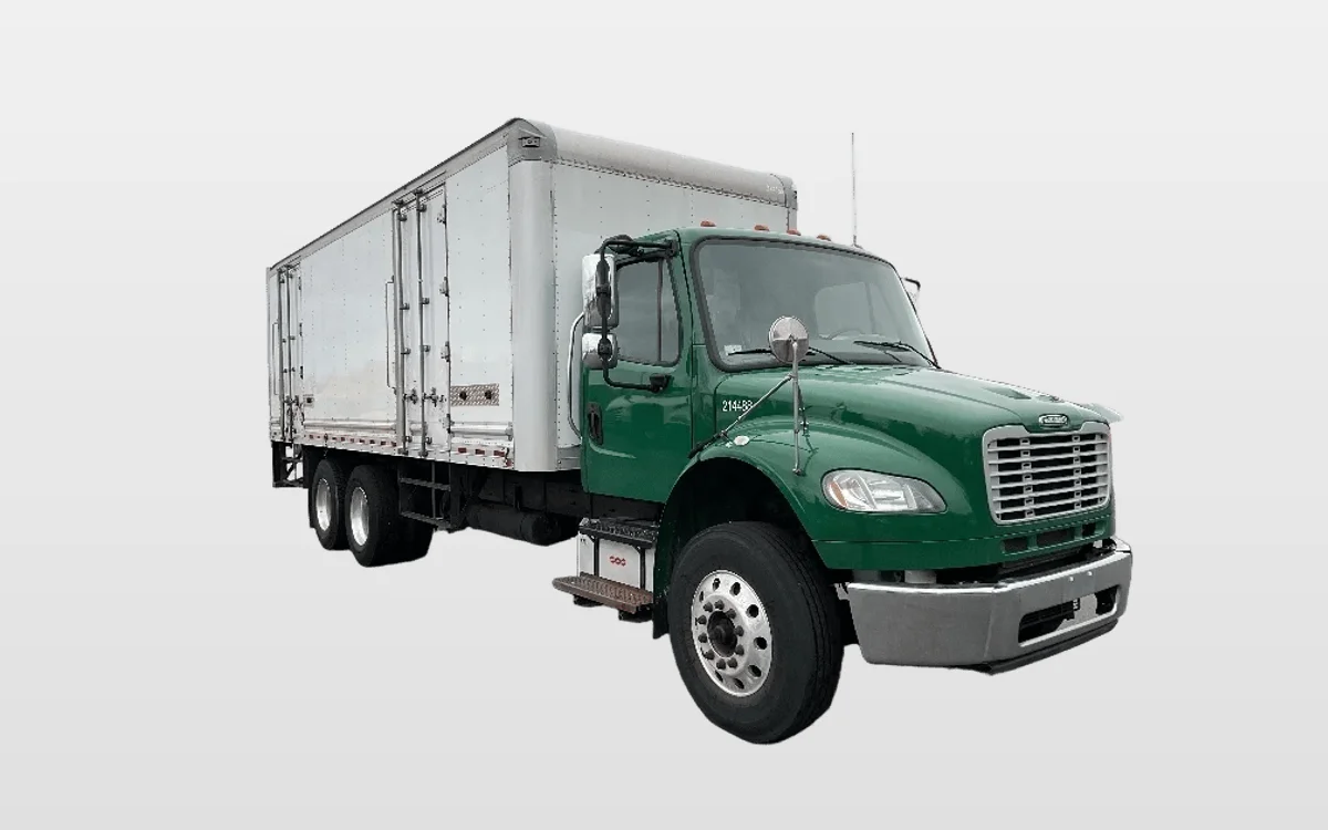 2019 Freightliner M2 106 - image 1