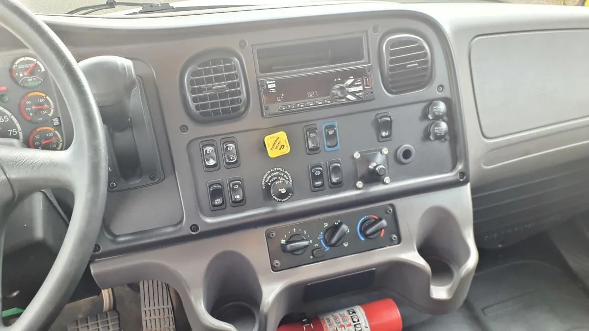 2019 Freightliner M2 106 in Springfield, MA — photo 7