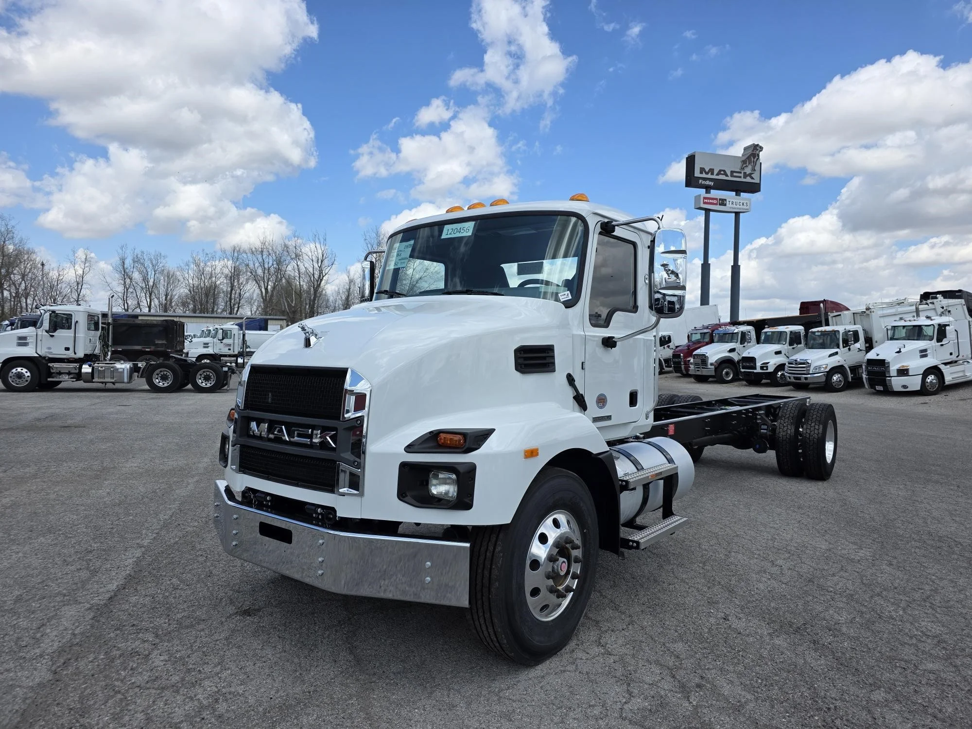 2026 Mack MD in Findlay, OH — photo 2