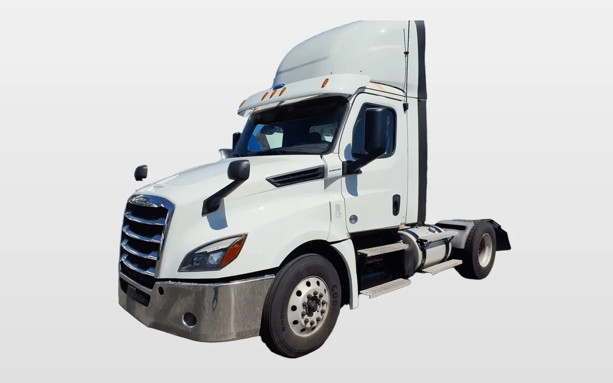 2019 Freightliner - image 1