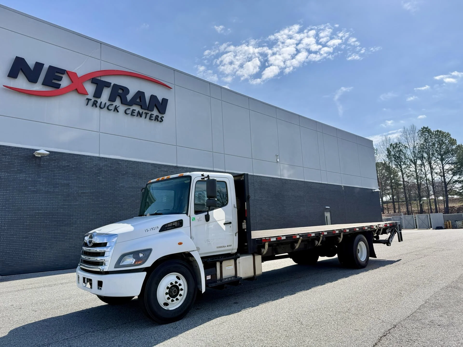 2019 Hino 268 in Duluth, GA