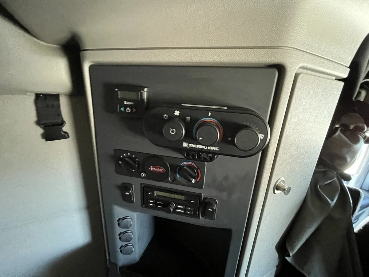 2023 Peterbilt 579 - image 26