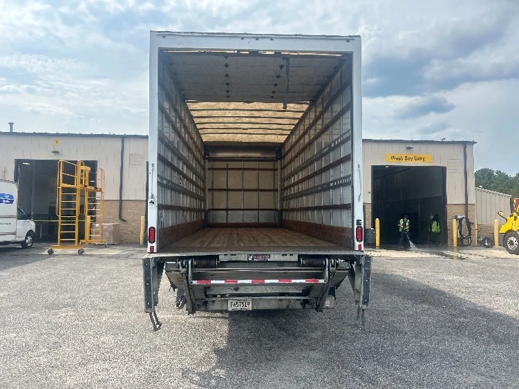 2019 Freightliner eM2 in West Columbia, SC — photo 8