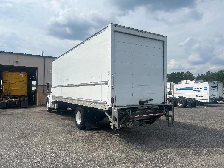 2019 Freightliner eM2 in West Columbia, SC — photo 6