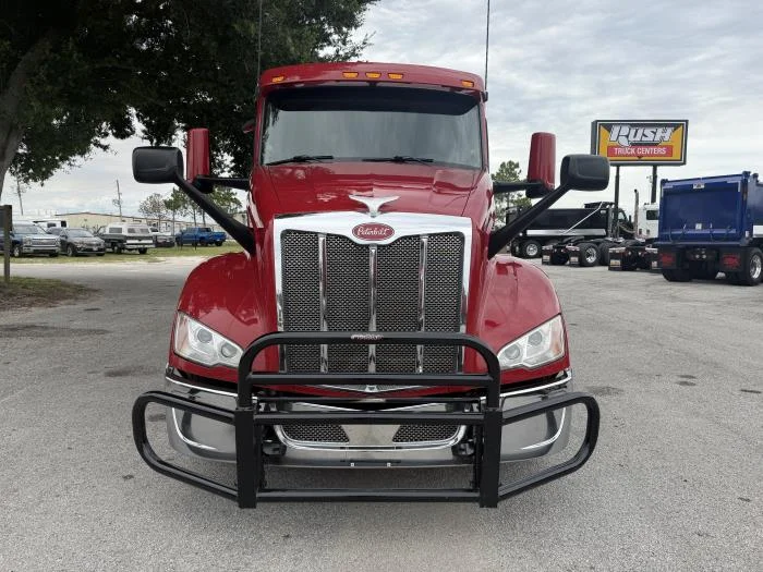 2023 Peterbilt 579 — photo 3